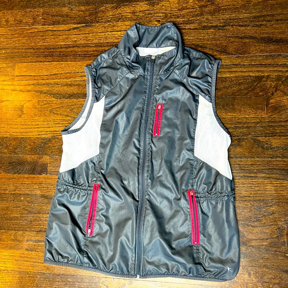 XL Danskin Now windbreaker vest